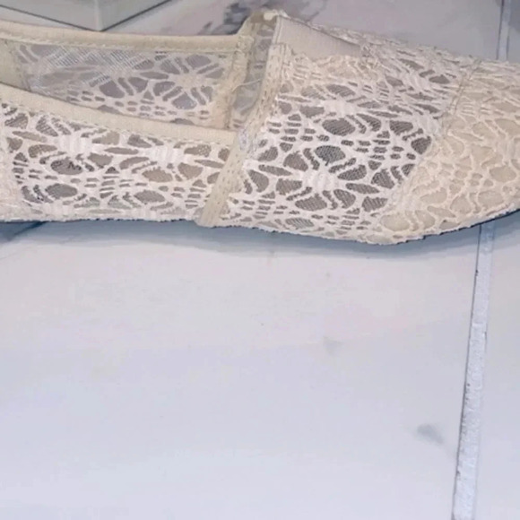 TOP MODA CREAM COLOR LACE SLIP ON SHOES. GREAT FOR WEDDINGS OR EVERYDAY WEAR S 8 - Picture 13 of 13